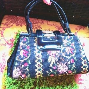 50's 60's Needlepoint Grandma Cottagecore Antique Black Vegan Handbag Purse EUVC